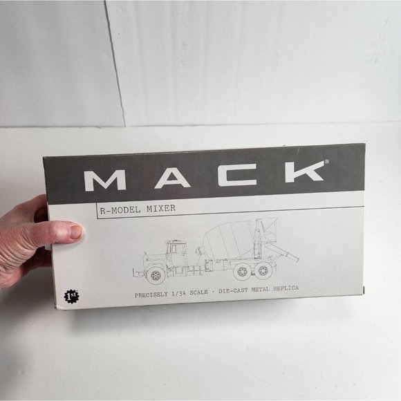 First Gear 1:34 Scale 19-0016 Mack R-Model Mixer Diecast NIB - Picture 5 of 16